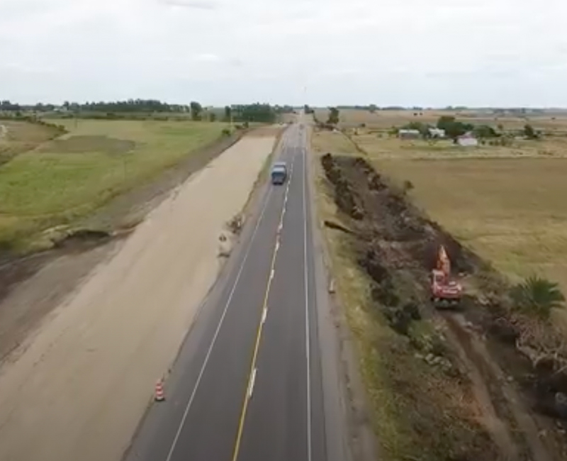 Imagen de CONSTRUCCIÓN Y REHABILITACIÓN DE RUTA 5 MTOP